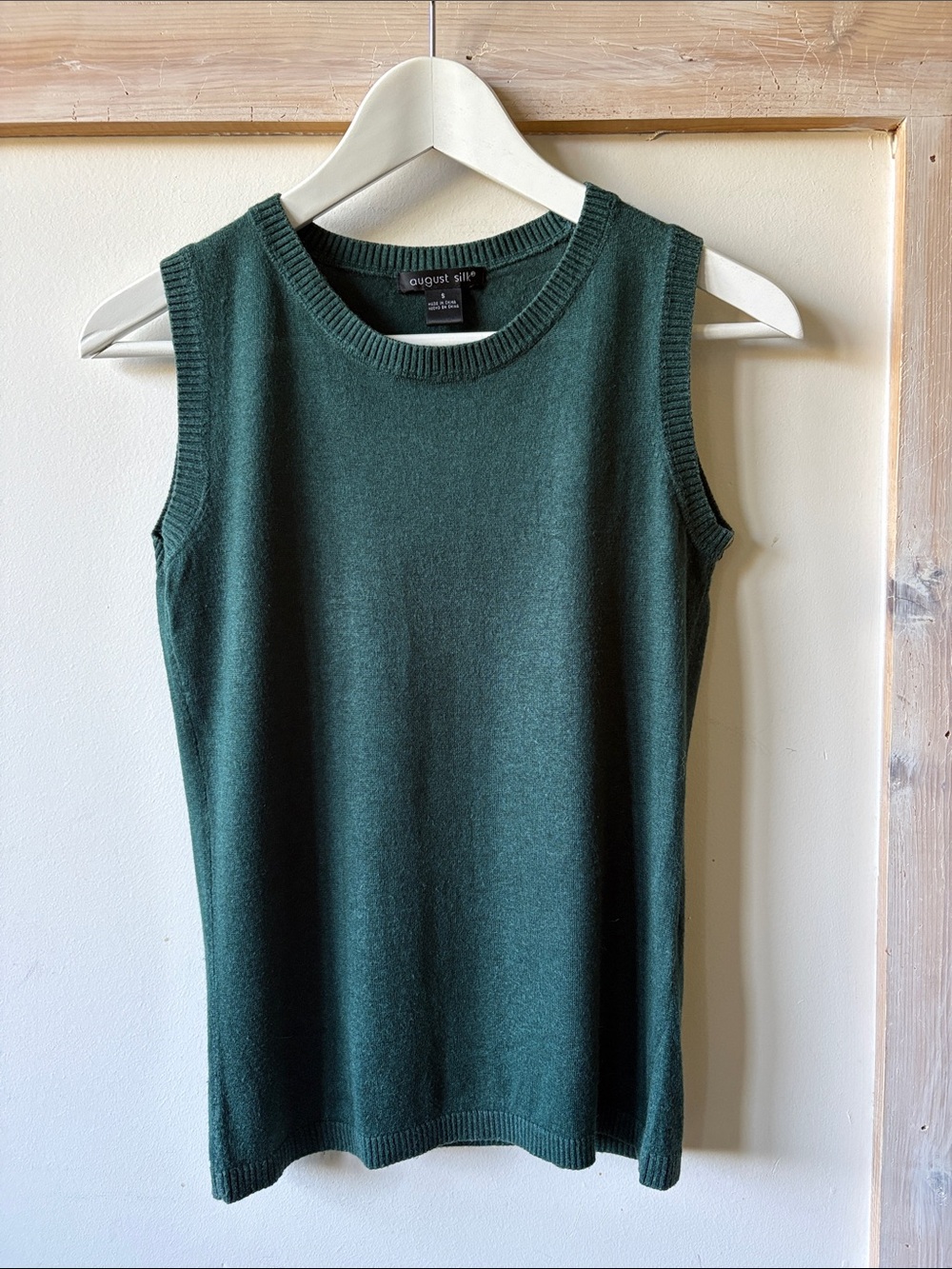 august silk forest green sleeveless knit tank top